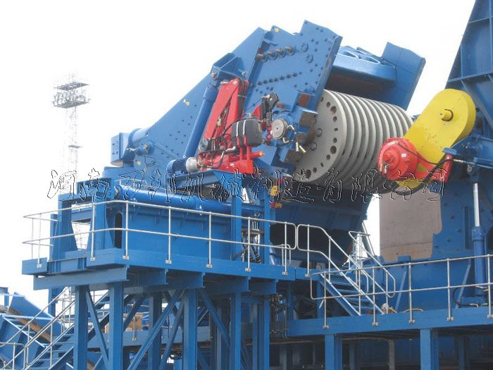 廢鋼破碎機內(nèi)部