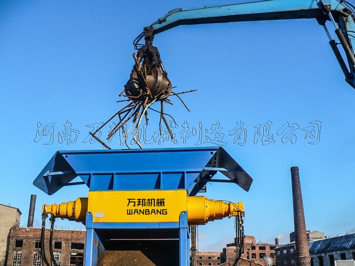 垃圾撕碎機(jī)