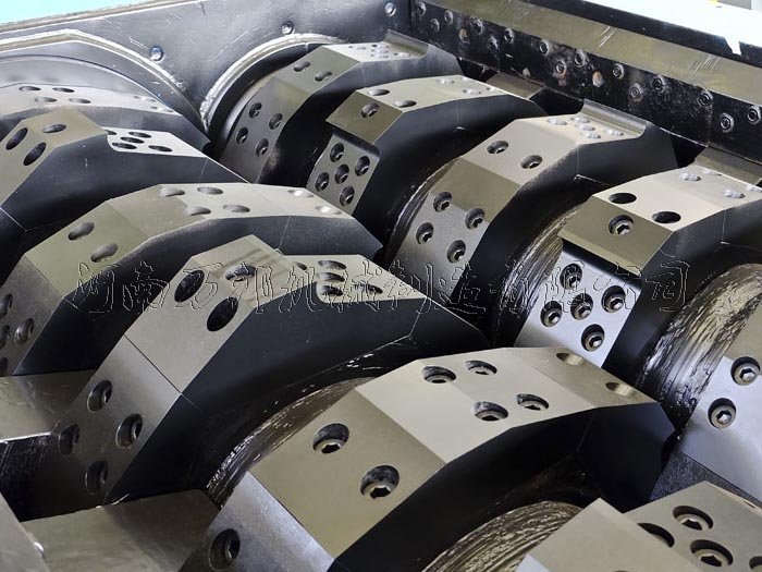 雙軸撕碎機(jī)